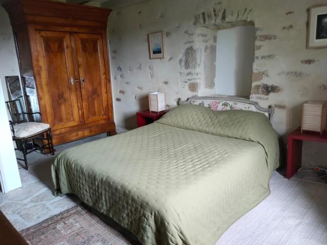 Magnanerie De Sainte Croix Hotel Ruang foto
