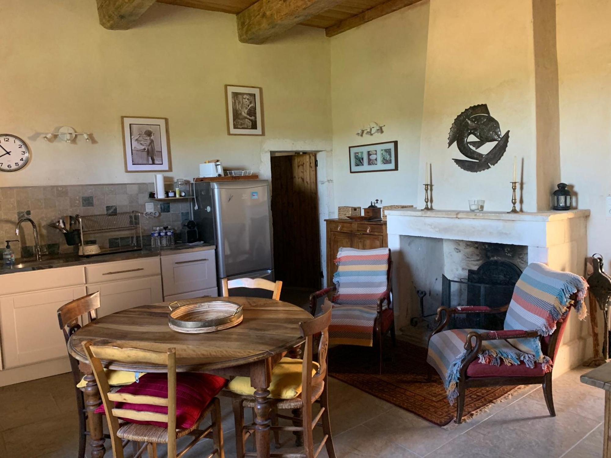 Magnanerie De Sainte Croix Hotel Ruang foto